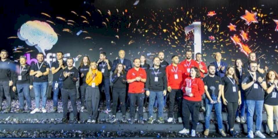 Anadolu Grubu Bi-Fikir'le geleceğe değer üretiyor