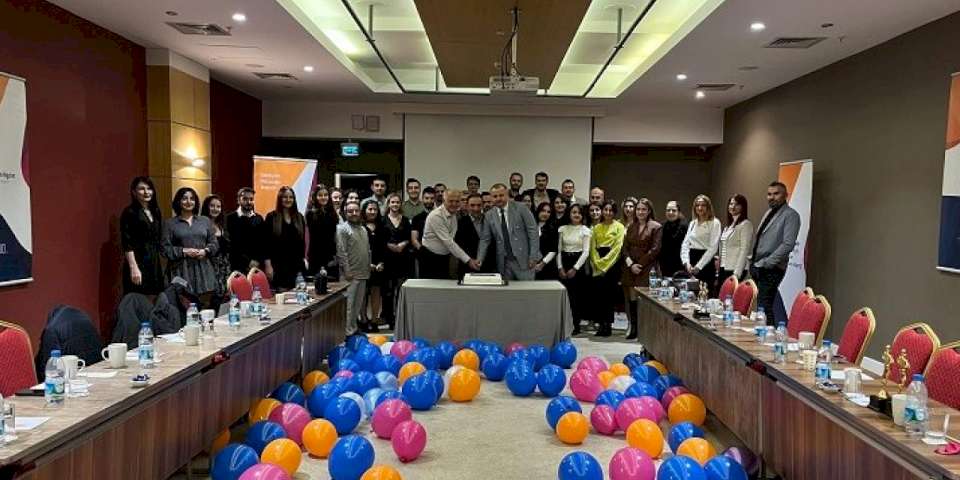 İletişim Yazılım 30 yaşında