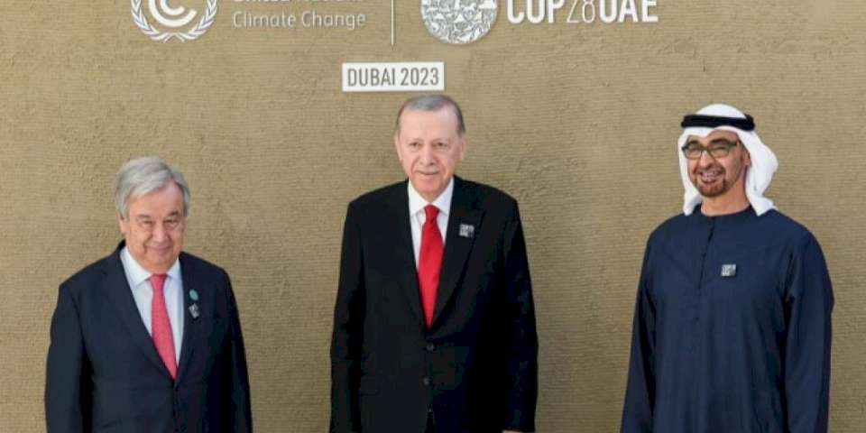 COP 28 Dubai'da başladı