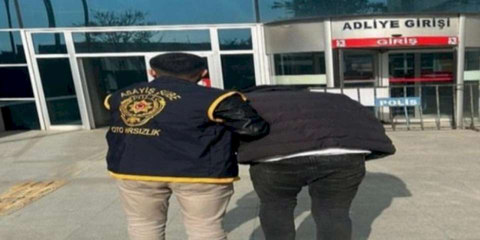 Aranan şahıs Adıyaman'da yakayı ele verdi