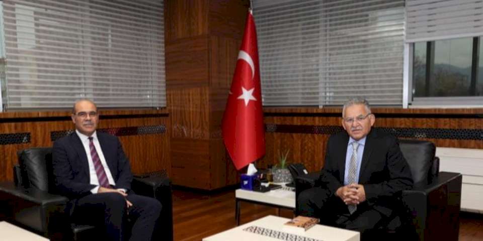 Memduh Büyükkılıç'a çifte ziyaret