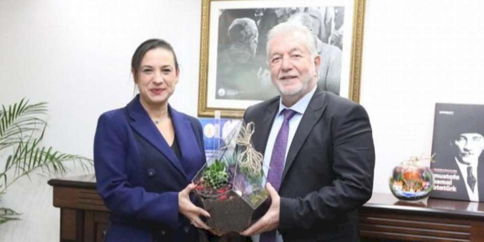 İzmir Efes Selçuk'a esnaf masası