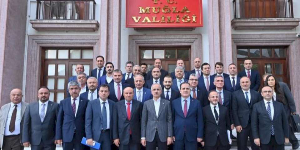 Bakan Uraloğlu: Muğla ulaştırma yatırımlarıyla büyüyor