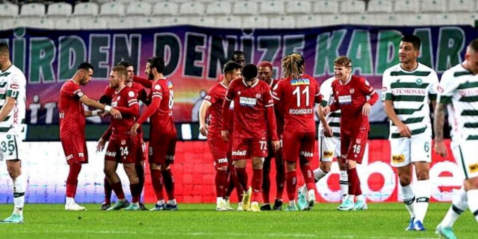 Tümosan Konyaspor 0-1 EMS Yapı Sivasspor (Maç Sonucu)