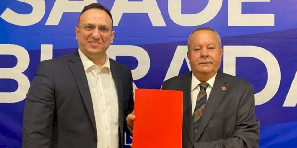 Hüseyin Es, Saadet’ten Süloğlu'na talip oldu