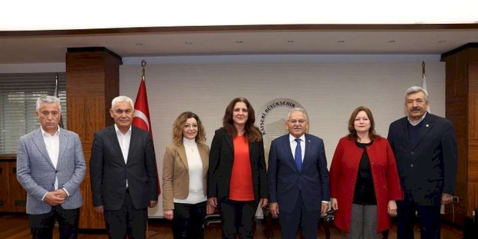 Kayseri Büyükşehir'e çifte ziyaret