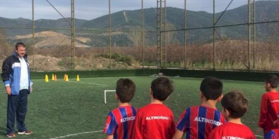 Şefikoğlu Gürsu'da bu kez 'spor adamı' kimliğiyle mesaj verdi