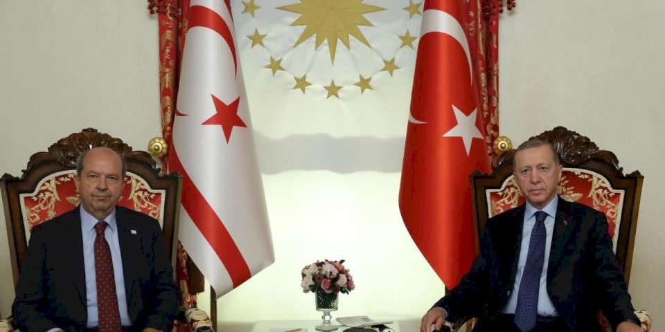 Cumhurbaşkanı Erdoğan, Kuzey Kıbrıs Cumhurbaşkanı Tatar ile görüştü