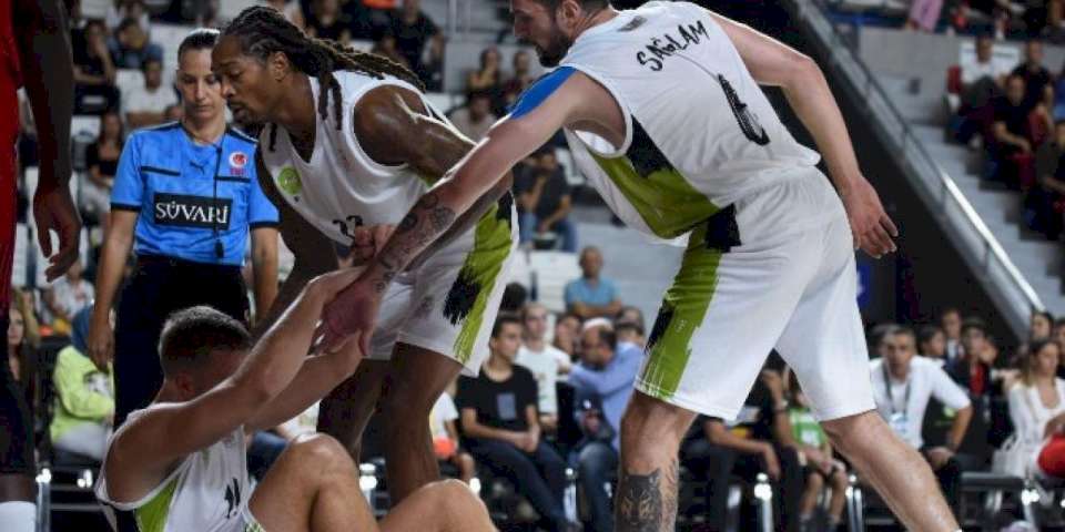 Potanın Tarzanları zirveden kopmuyor