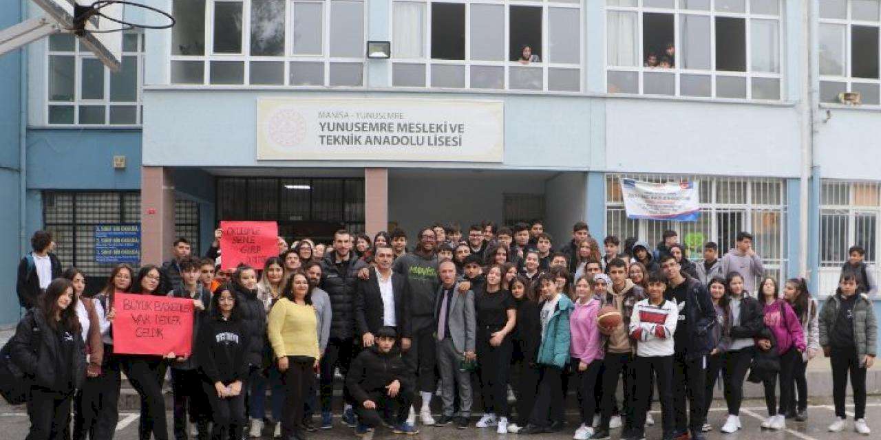 Potanın Tarzanları liselilerle buluştu