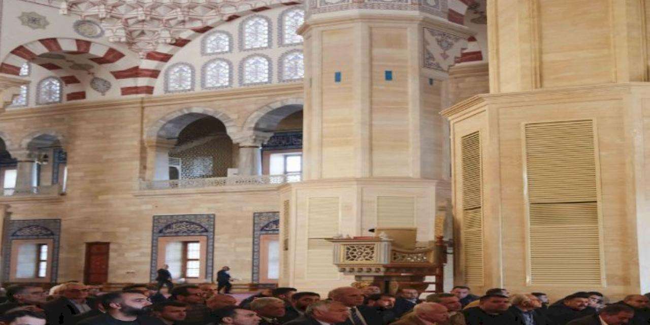 Adana'da şehitler için mevlit