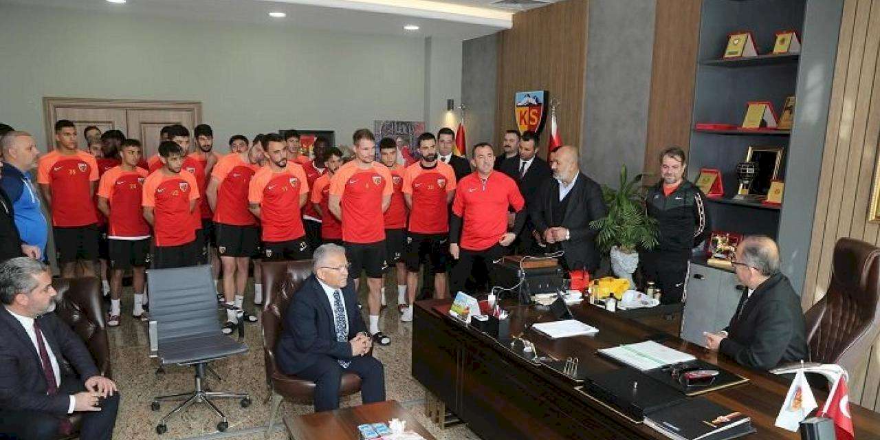 Kayseri protokolünden Kayserispor'a ziyaret