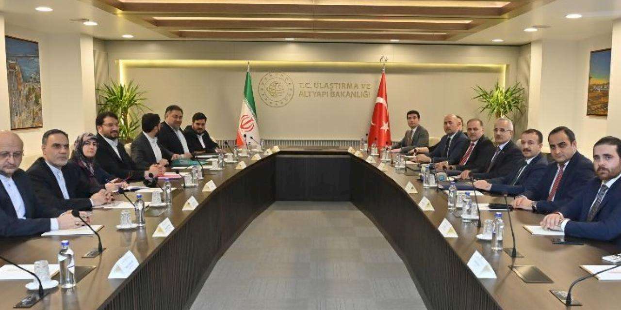 Bakan Uraloğlu İranlı mevkidaşını ağırladı