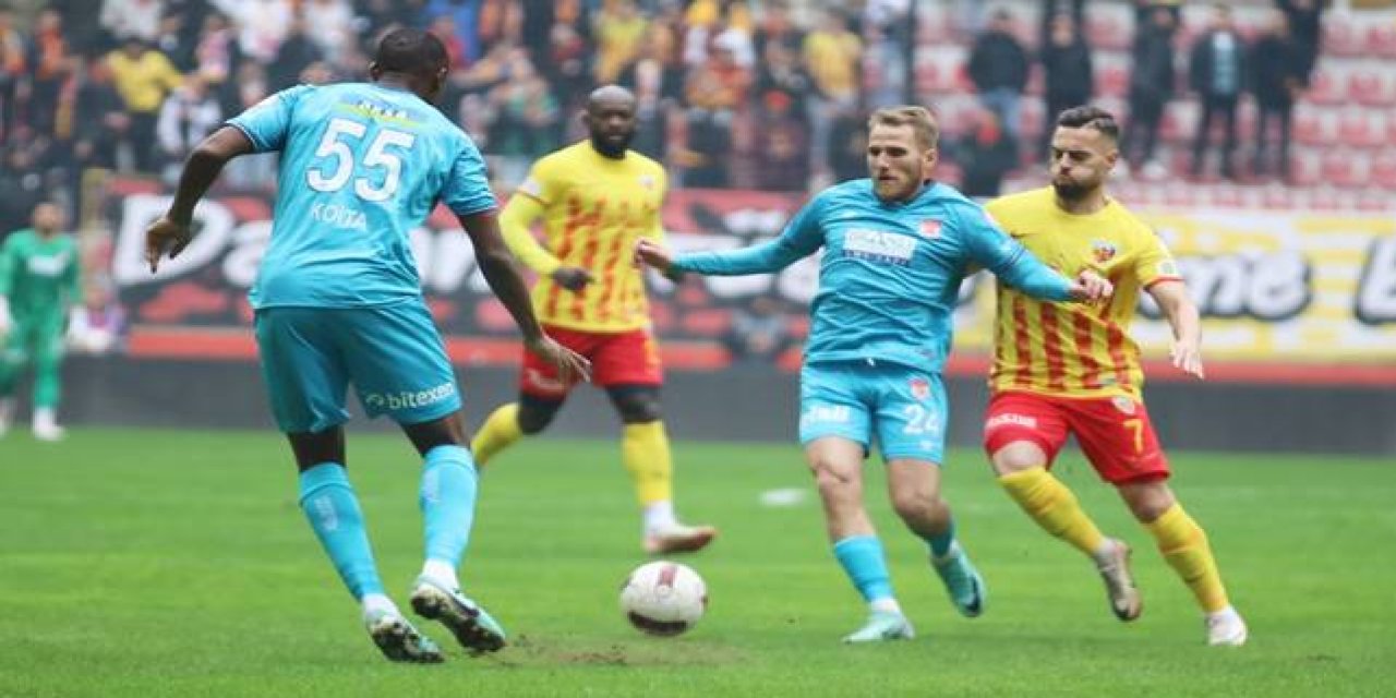 Mondihome Kayserispor 1-3 EMS Yapı Sivasspor (Maç Sonucu) Sivas uzatmalarda kazandı!