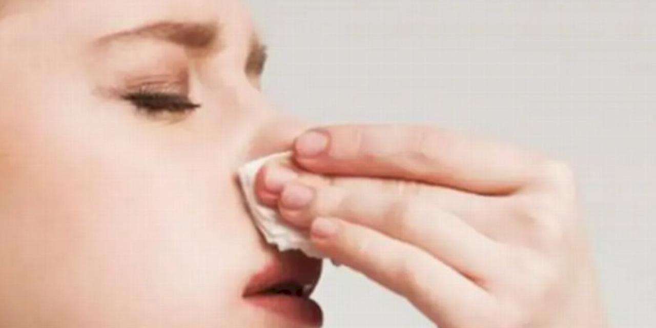 Burun kanamalarında dikkat! Buruna peçete veya pamuk sokmayın!