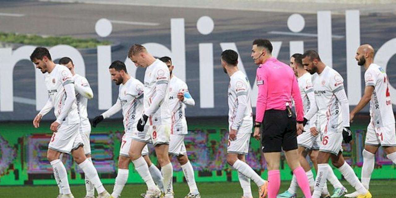 Siltaş Yapı Pendikspor 0-1 Bitexen Antalyaspor (Maç Sonucu) Sergen Yalçın 3 puanla tanıştı!