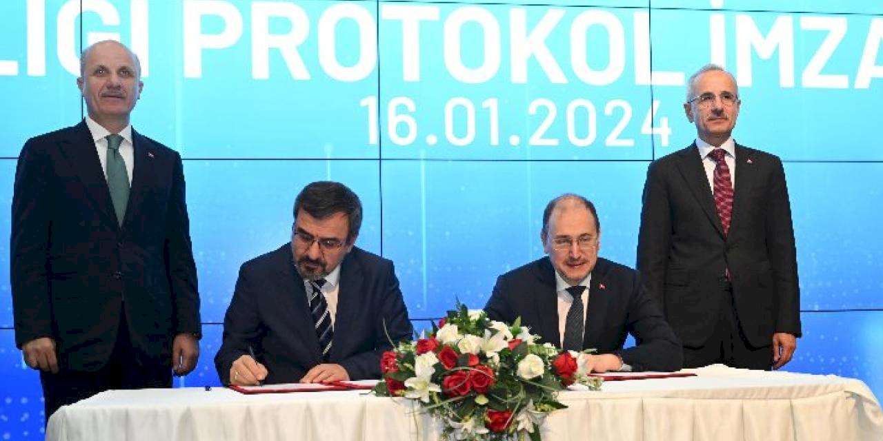 Bakan Uraloğlu: Dünyanın yakıtı 'veri' olacak!