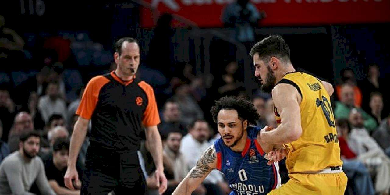 Anadolu Efes 98-74 Barcelona (Maç Sonucu) A. Efes'ten farklı tarife!