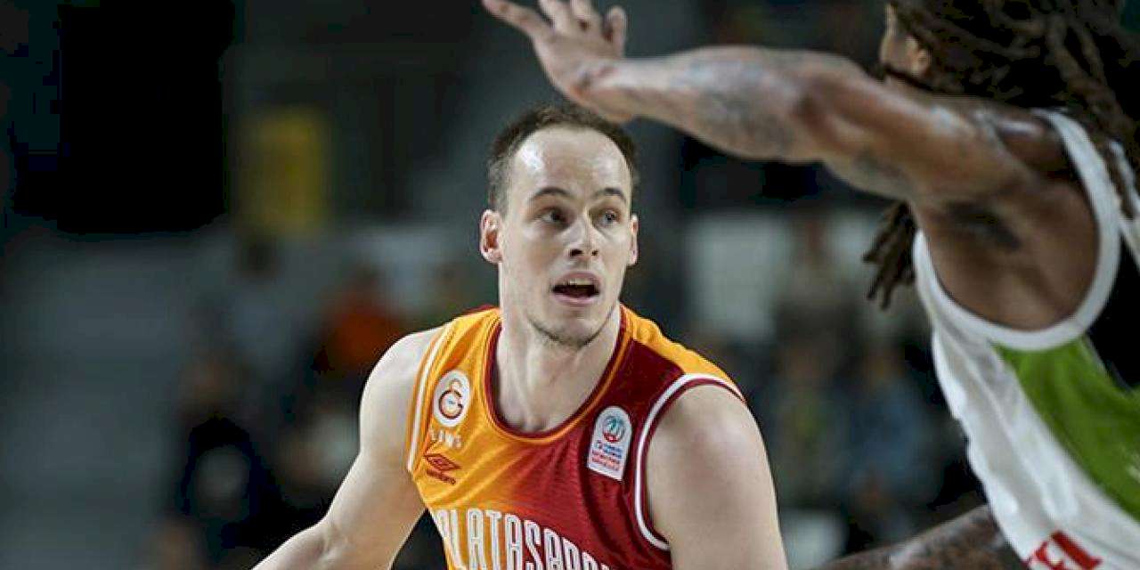 Galatasaray Ekmas'tan Manisa'da kritik galibiyet