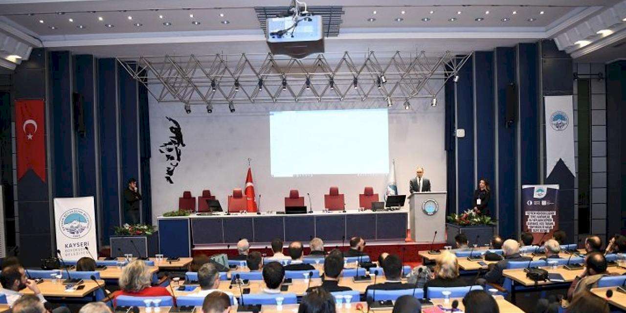 Kayseri Büyükşehir'den 'Deprem ve Hasar Tespit' eğitimi