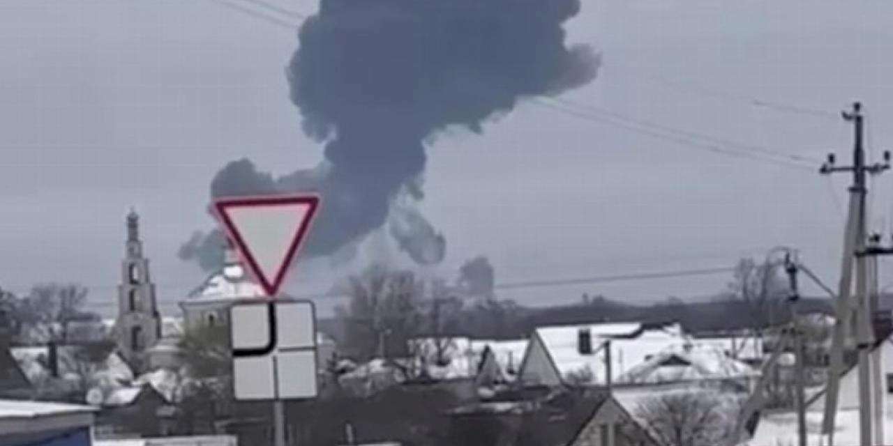 Rusya'da askeri nakliye uçağı düştü!
