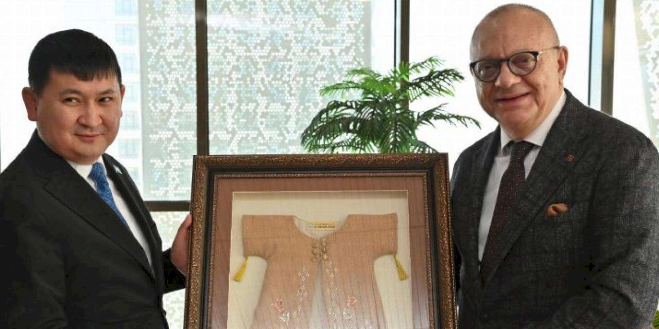 Kazakistan İstanbul Başkonsolos'u Manisa'da