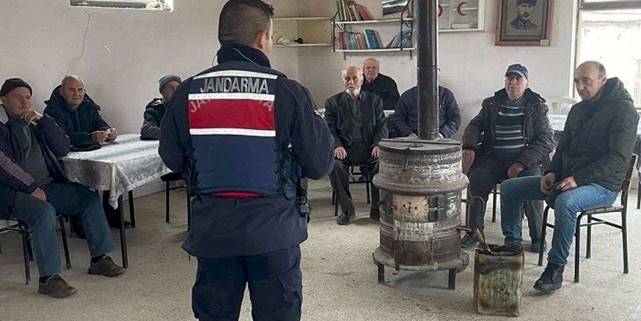 Enez'de jandarmadan dolandırıcılık bilgilendirmesi