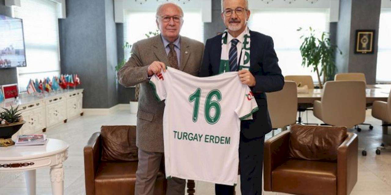 Bursaspor Başkanı Sinan Bür, Turgay Erdem'i ziyaret etti
