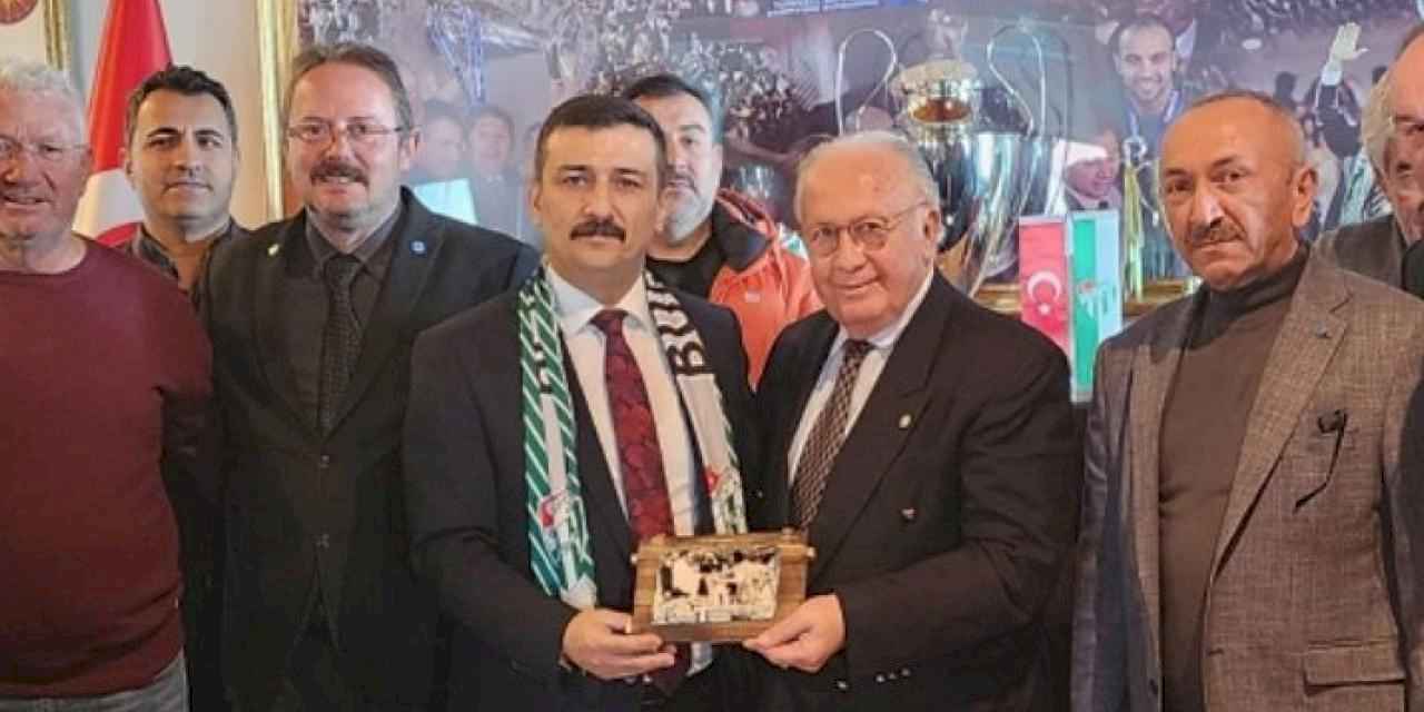 Selçuk Türkoğlu'ndan Bursaspor'a destek