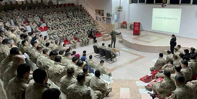 Bilecik’te kadına yönelik şiddetle mücadele eğitimi