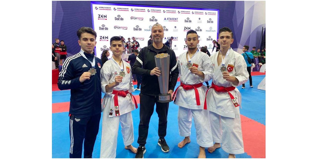Karate Şampiyonasında Etimesgut Belediyesi Genç Sporcularının Zafer Gecesi