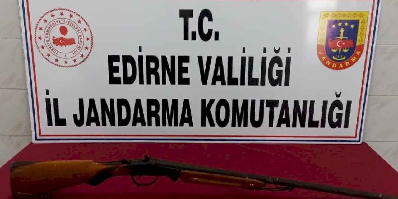 Enez'de ruhsatsız av tüfeği ele geçirildi