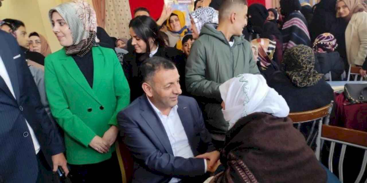 Başkan Adayı Aydın, Ağrılı annelerle buluştu