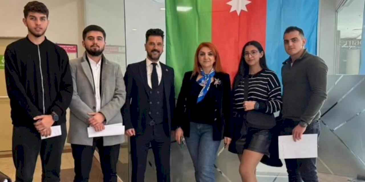 Manisa'da Azerbaycanlı vatandaşlar seçim için sandığa gitti