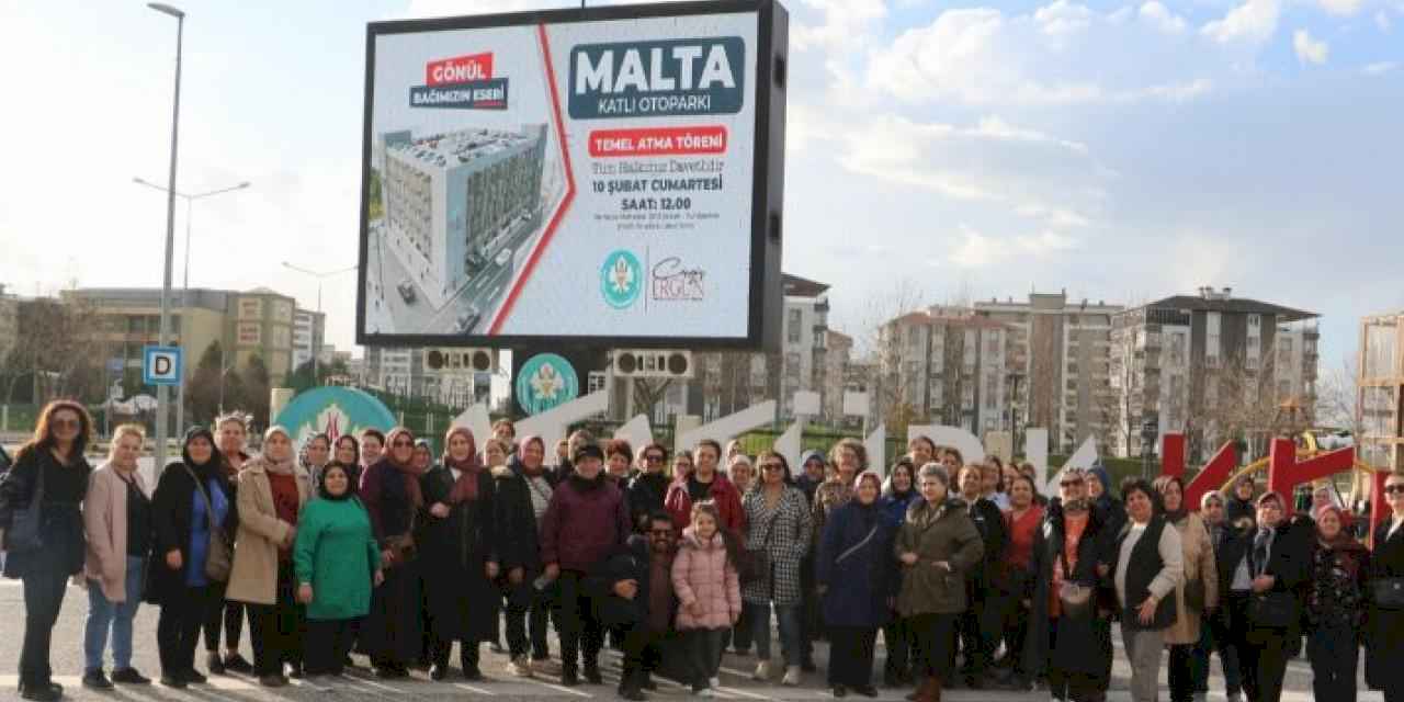 Akhisarlı kadınlar Manisa’yı gezdi