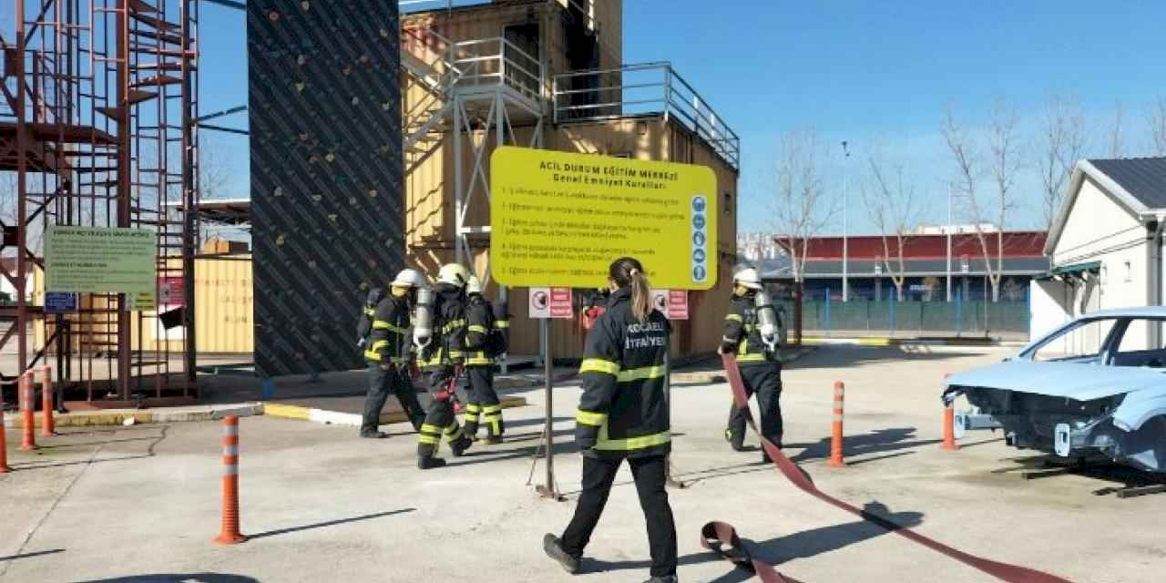 Büyükşehir İtfaiyesi’nden tersane personeline eğitim