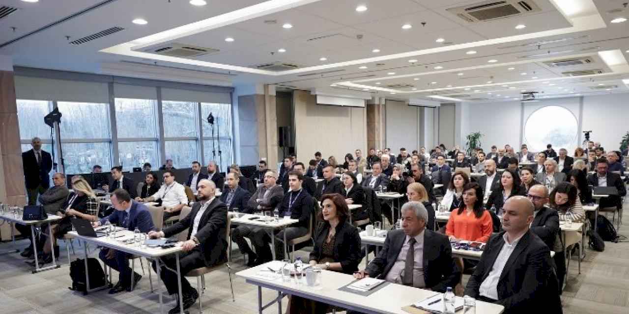 Türkiye cam sektörü katma değerli ihracatla büyüyor