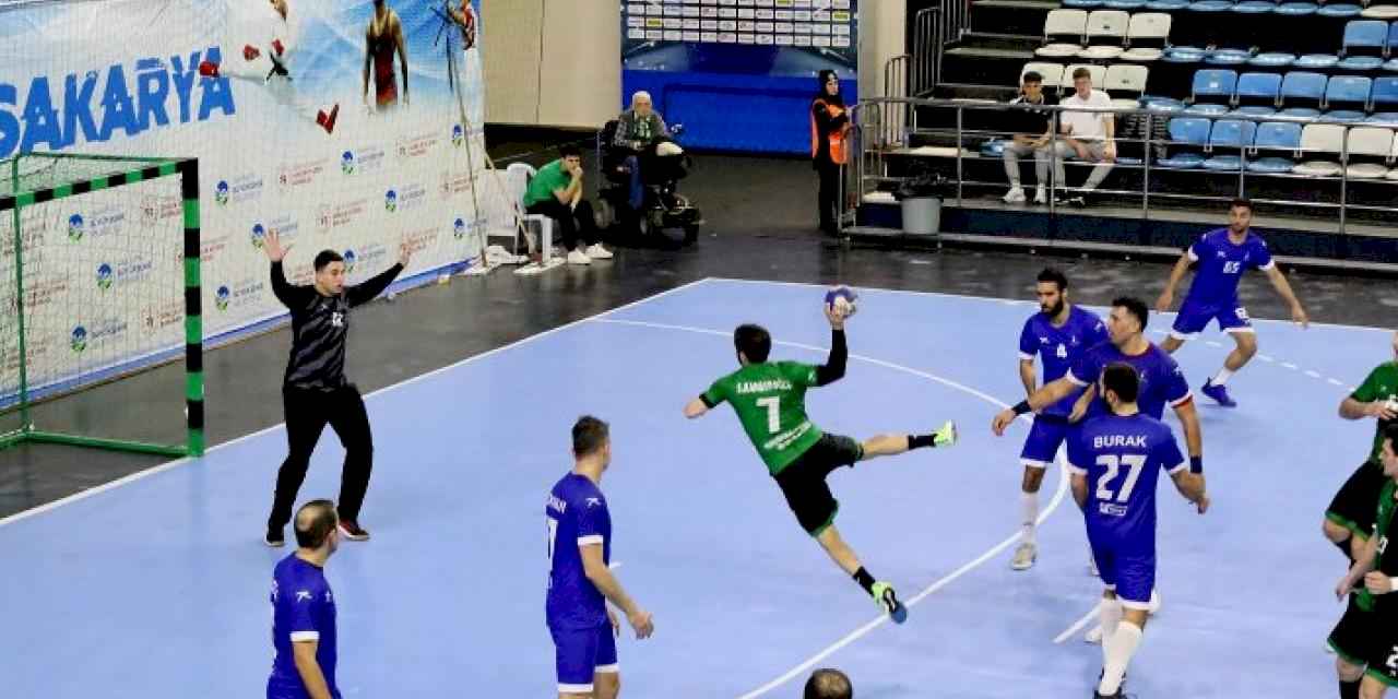 Haydi Sakarya tribüne!