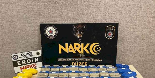Düzce'de 25 kilo uyuşturucu madde yakalandı 