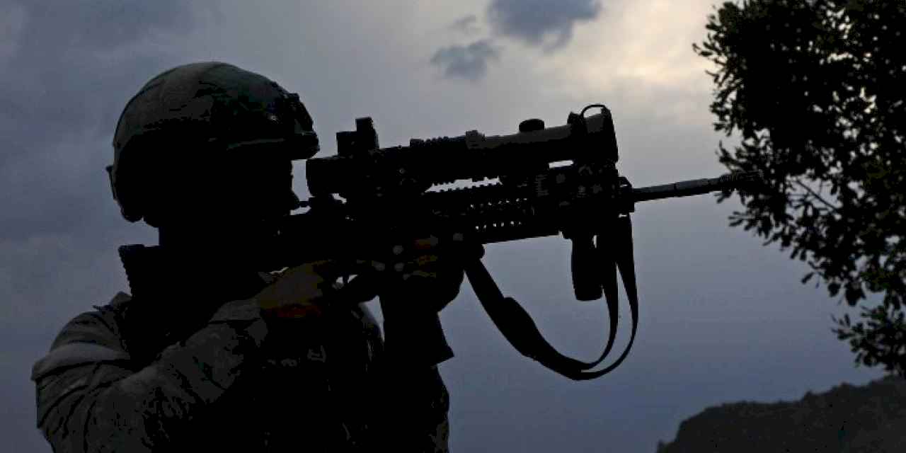 Pençe Kilit'te 8 terörist etkisiz!