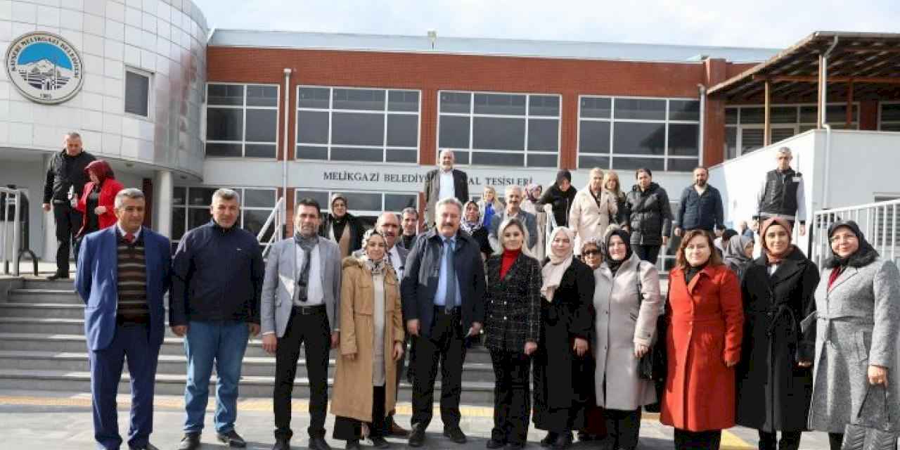 Başkan Palancıoğlu, Danışmentgazi Mahallesinin kadınlarıyla buluştu