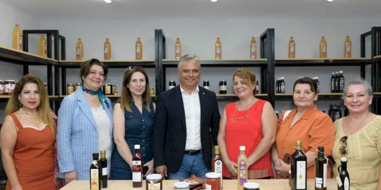 Muratpaşa'da kadın kooperatifleri kazandırmaya devam ediyor