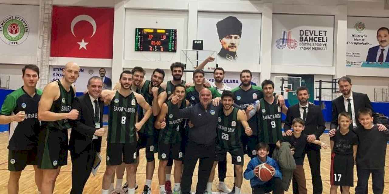 Sakarya Büyükşehir potada farklı kazandı