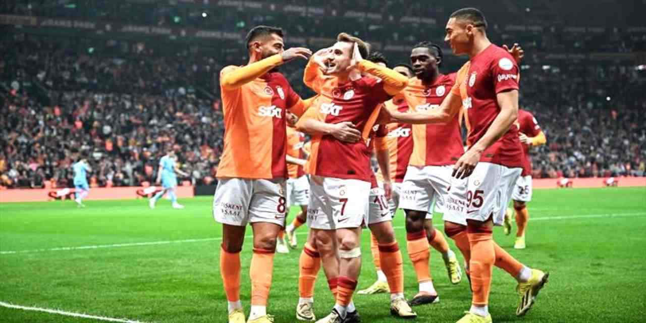Galatasaray 2-1 Bitexen Antalyaspor (Maç Sonucu) Aslan Rams Park'ta kükredi!