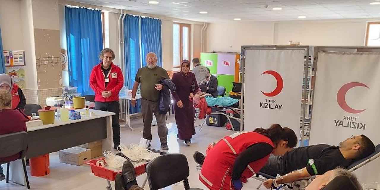 Prof. Dr. Fuat Sezgin Ortaokulu'ndan KanPanya’ya Destek