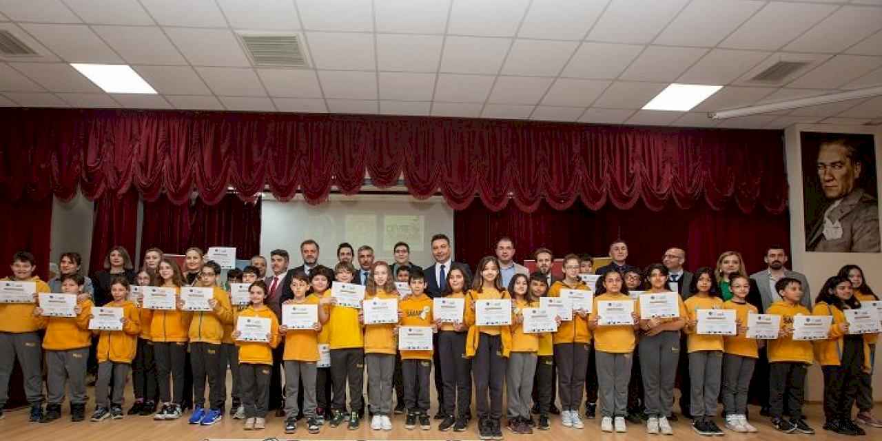 Çevre okuryazarı minikler ödüllendirildi