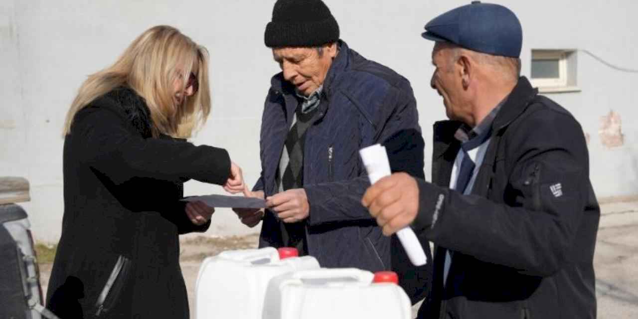 Eskişehirli üreticiye 'sıvı gübre' desteği