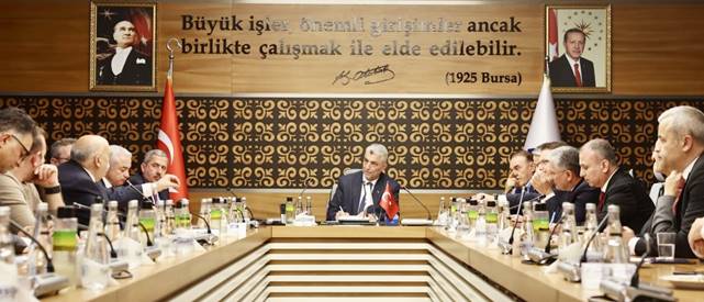 Ticaret Bakanı Ömer Bolat, İkitelli Organize Sanayi Bölgesi'ni ziyaret etti