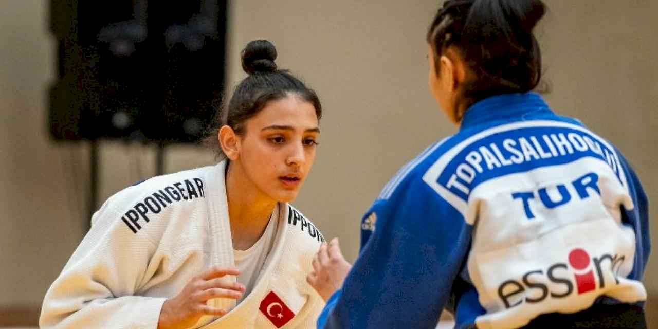 Bursalı Edanaz Avrupa üçüncüsü