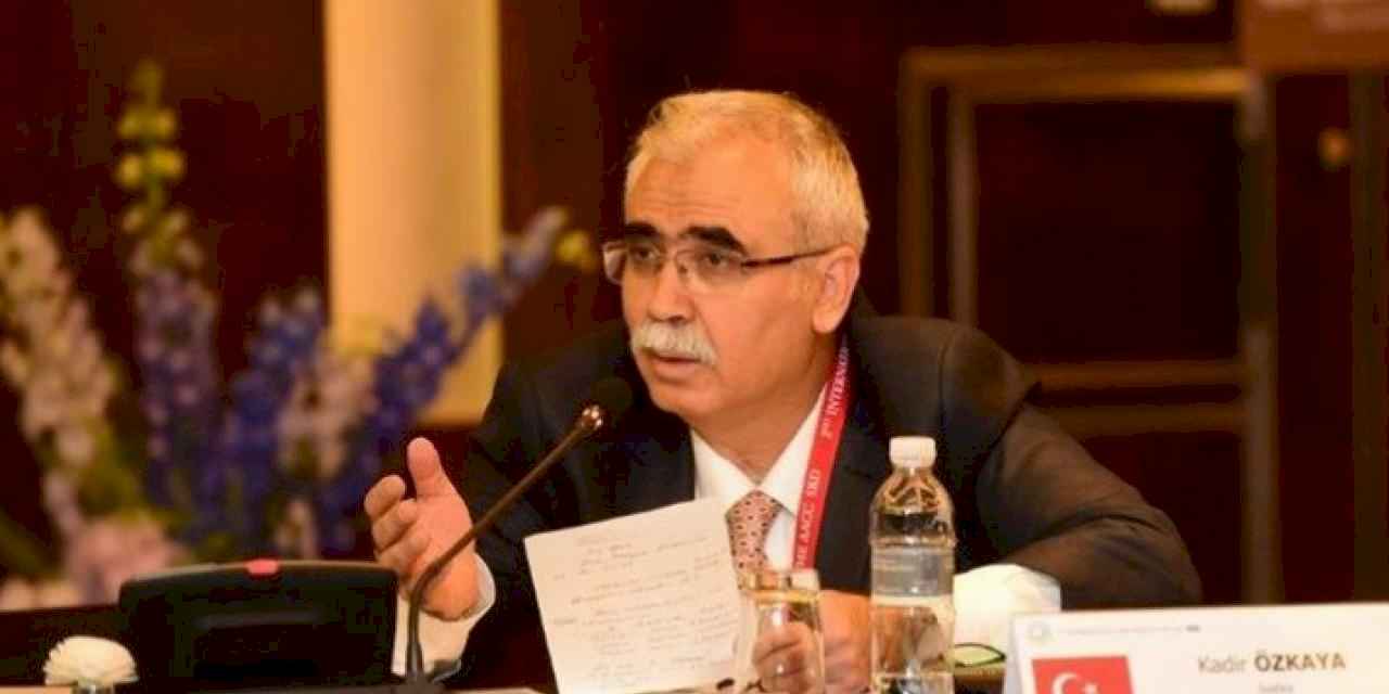 AYM'de Kadir Özkaya yeniden başkanvekili